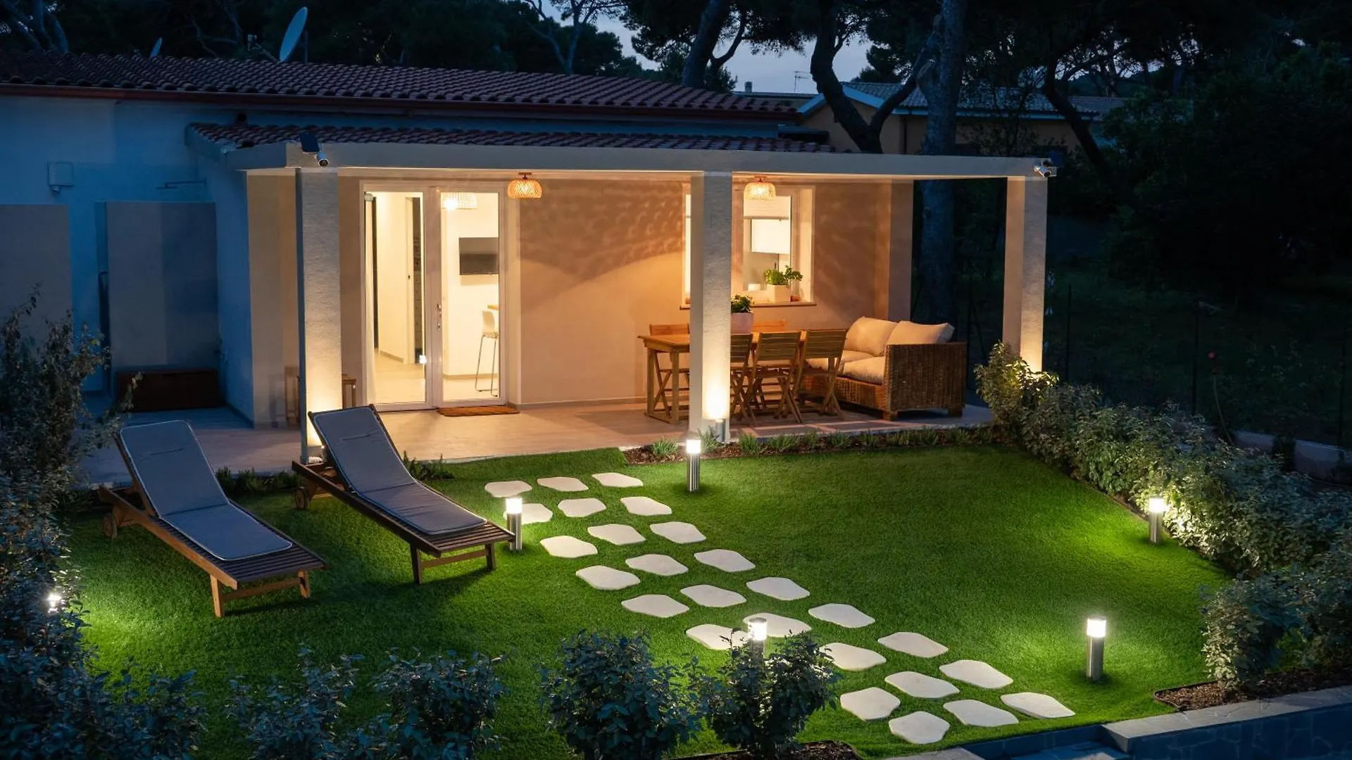 Villa Linda Porto Pino 0*,  Italien
